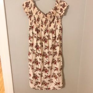 Off shoulder floral maternity dress